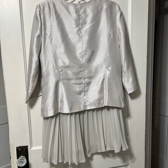 Mother of the bride/groom dress - Picture 2 of 5